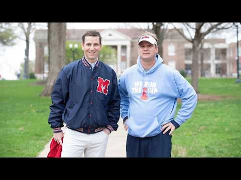 Eli & Archie Manning Relive their College Football Glory Days