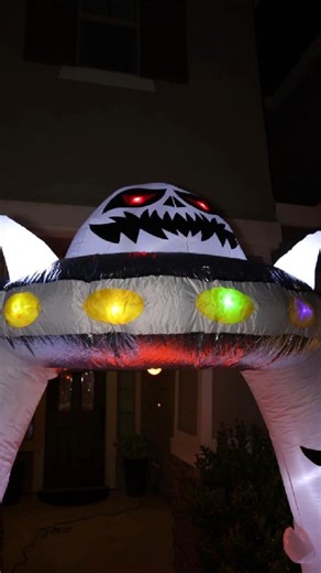 If you're looking for one decoration to win Halloween this year, this giant inflatable UFO arch is it. I set this up in my front yard and it's easily become the most popular decoration on the street. ​The design is so cool, featuring two massive ghosts holding up a UFO to create a perfect archway for my path. My favorite part is the UFO itself, which has creepy glowing red eyes and flashing multi-color LEDs that look amazing at night. ​A feature I was really impressed with is the built-in light 