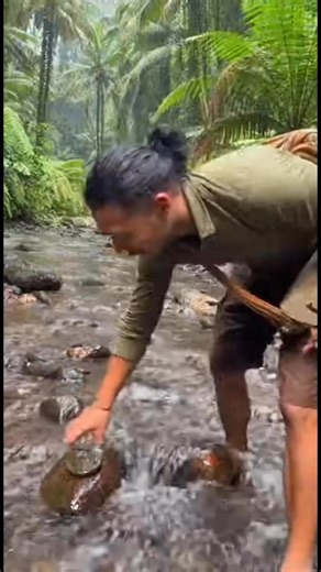 Guy makes life changing discovery in this stream 😱 | Opposing Views