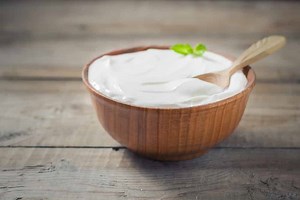Can You Substitute Regular Yogurt For Greek Yogurt In Recipes? - Miss Vickie