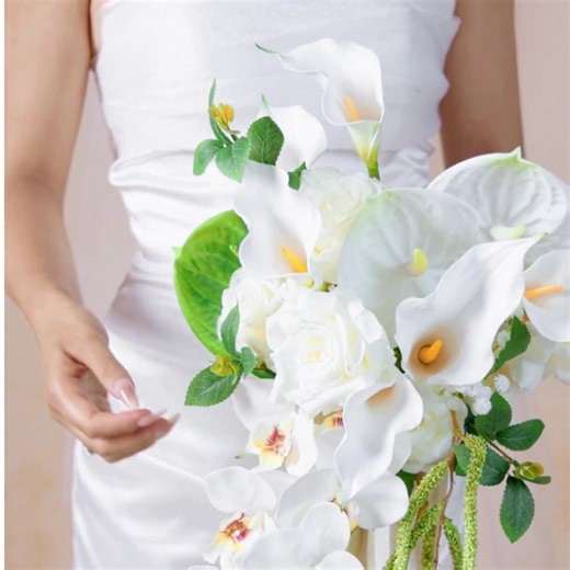 Rustic White & Green Wedding Bouquet: Teardrop Bridal Bouquets, Artificial Rose Flowers Eucalyptus, Wedding Decoration - Etsy