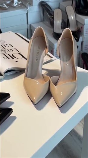 Trending Footwear & Style Searches 2026 | Ladies Shoes & Sandals Fashion Trends