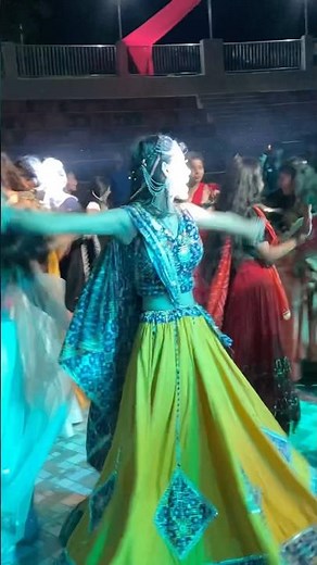 Dholida Full Video | LOVEYATRI | Aayush S | Warina H|Neha Kakkar, Udit N, Palak M, Raja H,Tanishk B