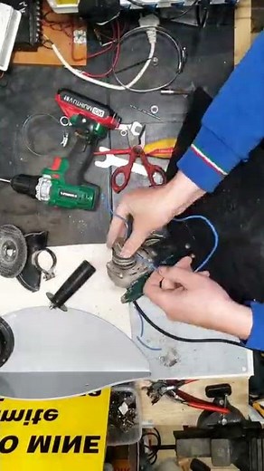 fare un tagliaerba con una moletta