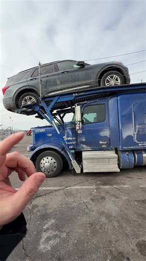 How to Unload a Car Hauler Effectively