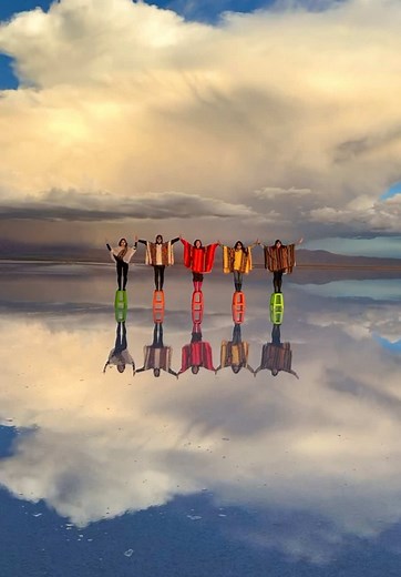Espejo del cielo en Salar de Uyuni, Bolivia