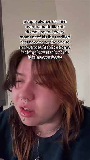 Understanding Dramatic Expressions in Character Narratives