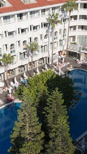 Bekleyiş bazen en güzel dönüşlere değer… Side Star Beach, Nisan 2026’da yeni hikâyesiyle sizi karşılamaya hazırlanıyor. Sometimes the wait is worth the most beautiful transformations… Side Star Beach is getting ready to welcome you with its new story in April 2026. Manchmal lohnt sich das Warten … Side Star Beach bereitet sich darauf vor, Sie im April 2026 mit einer neuen Geschichte zu begrüßen. Иногда ожидание того стоит, чтобы пережить самые красивые перемены… Side Star Beach готов встретить в