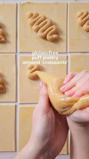 If you've been missing almond croissants because you can't eat gluten, you HAVE TO try this "cheat" version with homemade gluten-free puff pastry, it's SOOOO GOOD!! 🥐🤤 It's super flaky and puffy, and the gooey almond frangipane is absolutely magical. And they're really easy to make!! [GLUTEN-FREE] RECIPE: https://theloopywhisk.com/2024/01/20/gluten-free-puff-pastry-almond-croissants/ #almondcroissant #croissant #croissants #glutenfree #frangipane #almond #dessert #homebaking #baking #satisfyin