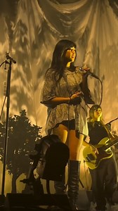 the perfect pair live in brighton ♥️ | beabadoobee