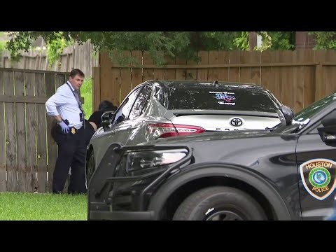 Neighbors shoot, kill burglary suspect after chase tied to Alief break-in, HPD says
