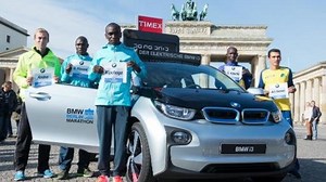 Kenya’s Kipsang sets new marathon record in Berlin
