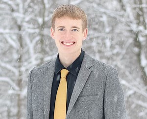 Palatine High School Senior Wins $2,500 in VFW's Voice of Democracy Scholarship Program