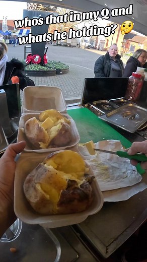 Amazing Food Experience with SpudMan: Crispy Potato Terrain and More!