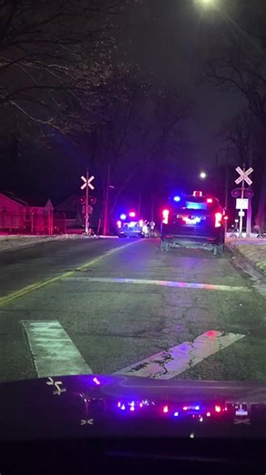 Police are searching for two suspects. First suspect is in custody, The Saginaw county sheriff's department DJI drone located the second suspect between two buildings on Maine Street saginaw with the thermal imaging he is now in custody they also located an alleged backpack he was carrying along with a gun. | Breaking News 989