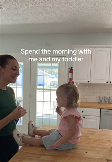 Getting out of the house with my toddler: library edition 📖✨ #toddlermom #sahm #momlife #motherhood #sahmomlife