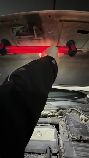 Revolutionary Magnetic LED Work Light