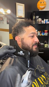 This @dixons1737 Beard Shaper is hotter than FISH GREASE 🔥🔥 Watch how clean my client’s beard line get. Now imagine doing THIS in your own bathroom. Under $10. Quick. Precise. GAME CHANGER. Cop yours before the rest of IG eats them up. #dixons1737 #beardshaper #beardgang #mensgrooming #beardsoftiktok | Garrick Dixon