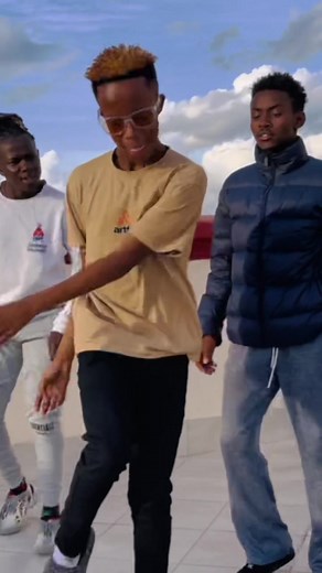 Tag Your Crush and Run! TikTok Cough Challenge ft. Sean MMG & Carlos