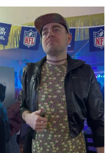 Düds (@dudeswalking)’s videos with Fast Rap - Yuno Miles