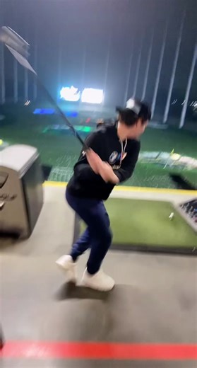 Improving Safety at Topgolf: Non-Slip Clubs and Secure Mats