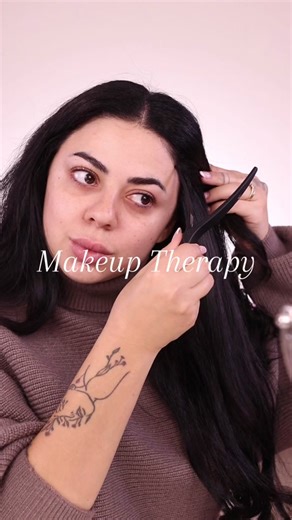 Makeup therapy #fyp #makeuptuyorial