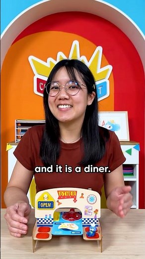 My newest toy is a diner! 🥓🍳