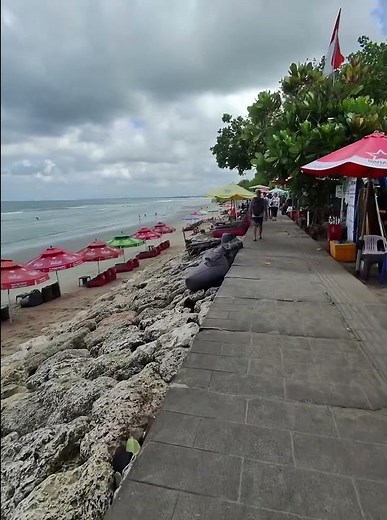 Morning Walk at Kuta Beach Bali 🌴 | Relaxing Beach Vibes & Chill Waves