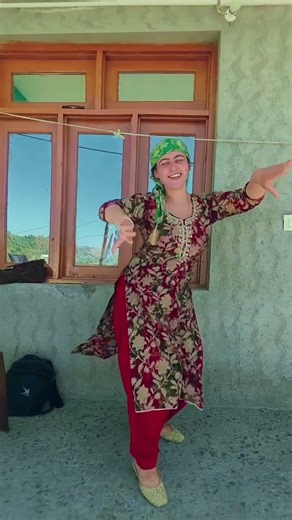 Aakhti milayi ja.#dance #song #reel #himachal #love #pahadi #ytshort #viral​ #foryou #yt #short #new