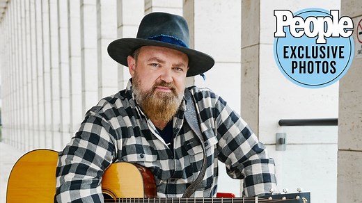 53K views · 338 reactions | "In my life, I've been scared, I've been angry, I've been stressed, but I don't know that I've ever truly felt anxiety until that day," John Driskell Hopkins says of his diagnosis. Full story: peoplem.ag/3wE9DuG | People | Facebook