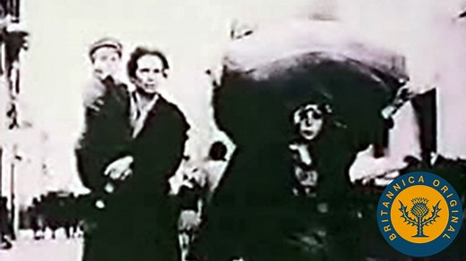 Volcanic eruption of Italy's Mount Vesuvius | Britannica