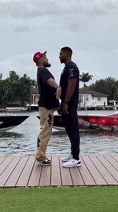 Jake Paul closing the height gap with Anthony Joshua on their first fight week face off 😅 | Ring Magazine