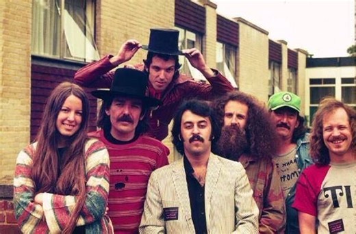 10 Best Captain Beefheart and His Magic Band Songs of All Time - Singersroom.com