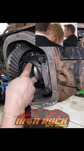 D44A Aussie Locker Install The D44A or D44HD rear axle is commonly found in the Jeep Grand Cherokee ZJ and WJ. In this video we'll show you how to swap from the factory Vari-Lok limited slip to the Aussie Locker, made by Torq Masters Industries. The D44A gets a bad rap for being a "weak" axle because it is made of aluminum but in reality, it is still a Dana 44 and worthy of your off road rig! With 30 spline axle shafts and an 8.5" ring gear its internal parts are the same size as a JK D44 rear a