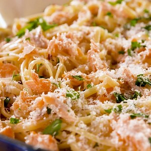 Lemon Butter Salmon Pasta is the fanciest comfort food we've ever had. Full recipe: http://dlsh.it/brXKLTp | Delish