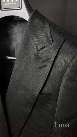 Luna on Instagram: "Irregular Shadow Striped Silk Suit #suit #customsuits #bespokesuit #mensfashion #mensstyle #suitlover #menssuits #menslook #outfit #menswear #oem #odm #mtm #suitfactory #blacksuit #silksuits #tuxedo"