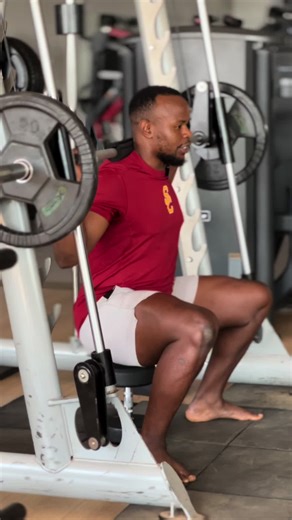 Mastering the Smith Machine Squat: Step-by-Step Guide