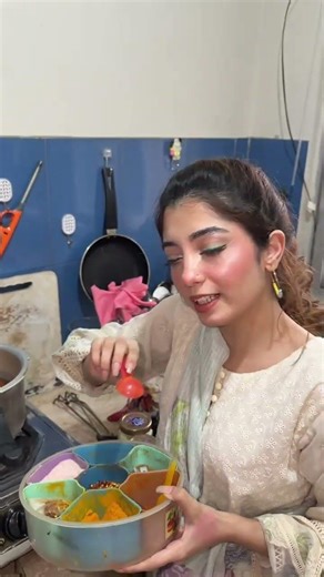 Kalay chanay✨🖤 #ahmera #goalsetting #couplegoal #romanticday #husbandwife #love #lovelymoments