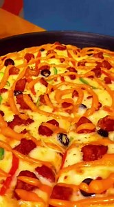 Reposted from @mrahmedmalik #RetroSialkot #sialkot #sialkotfoodblogger #sialkotibloggers #bloggers #sialkoti😉 #kfc #vlogger #lahore | Retro pizza sialkot