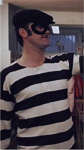 1.1M views · 18K reactions | Follow, or I'll Attack You with a Banana! https://youtube.com/@movienight18?si=51MQmggMoAusLZQB * * * #montypython #andnowforsomethingcompletelydifferent #classiccomedy #britishhumor #sketchcomedy #deadparrotsketch #lumberjacksong #hellgrannies #pythonhumor #montypythonfans #cultclassic #comedygold #vintagecomedy #70scomedy #johncleese #ericidle | In The Mouth Of Madness | Facebook