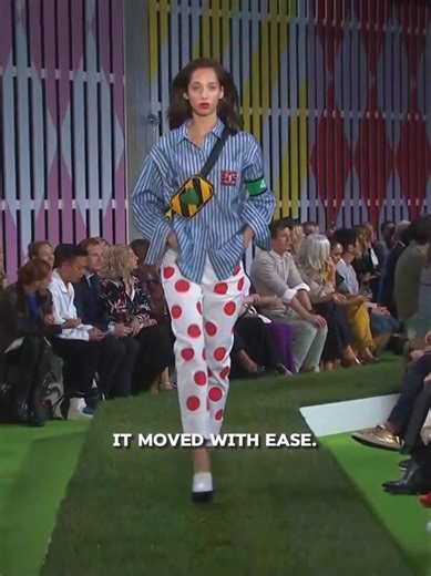 A walk without pressure | Escada SS19 #escada #ss19 #yasminwijnaldum #runway