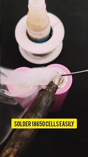 ​🚀 How to Solder 18650 Batteries Safely Without a Spot Welder #diybattery #liquidflux #solderingiron