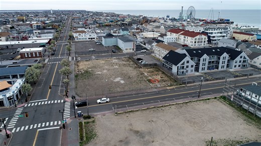 Seaside Heights gives builder last chance to prove he can build tower