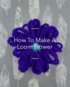 How To Make A Loom Flower, get the tutorial here: https://www.fiberfluxblog.com/2014/03/how-to-make-loom-flower.html | Fiber Flux