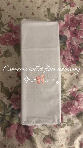 (˶ᵔ ᵕ ᵔ˶) #converse #unboxing #shoes #balletflats #pink | converse ballet flats