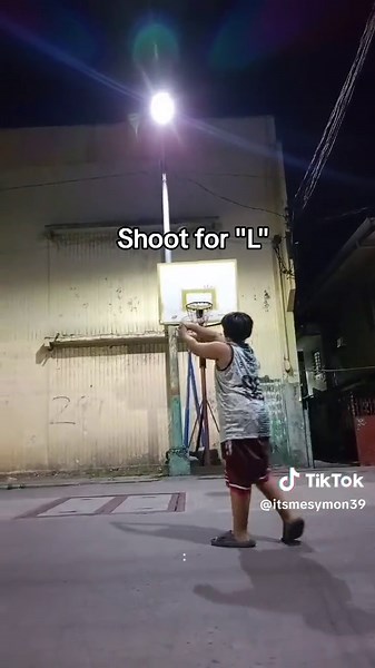 Superman Basketball Challenge: Shoot for the Letters!