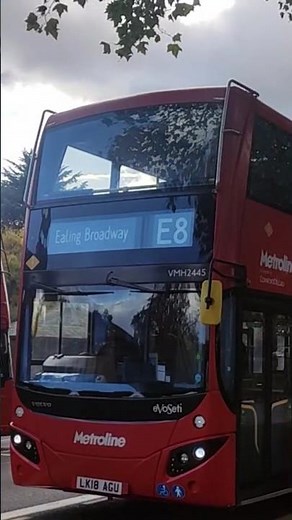 (Flashes | Nice Driver) Route E8 LK18 AGU VMH2445 departing Syon Lane