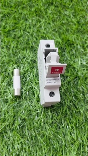 solar dc fuse set #sbsolar #electrical #solar #ashapower #solarfuse#dclights