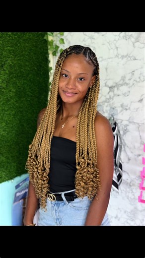 Lemonade Braids: The Perfect Island Hairstyle✨