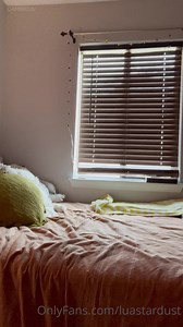 Lua Stardust Dildo Masturbation